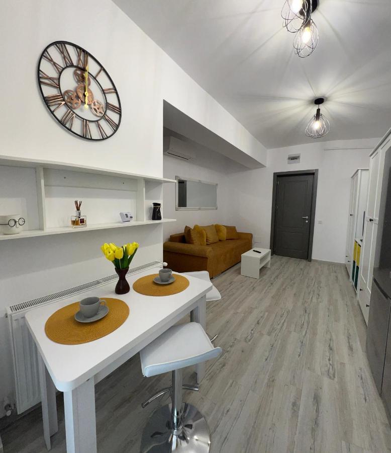 Td Apartments Yaş Dış mekan fotoğraf